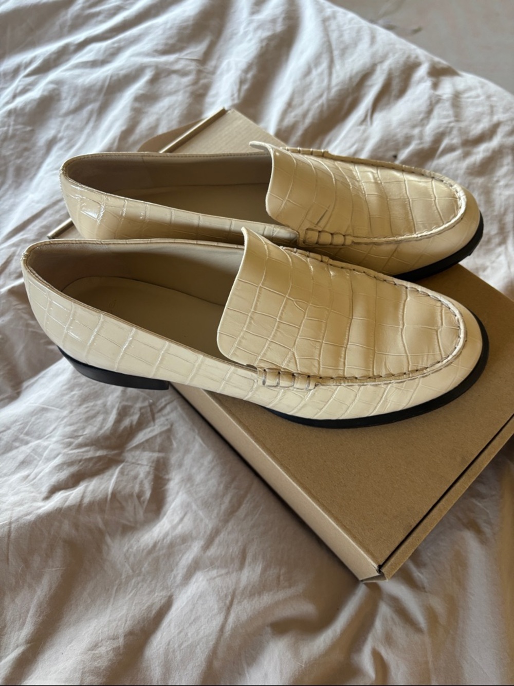 Vince Cream Croc-Embossed Leather Slip-On Loafers